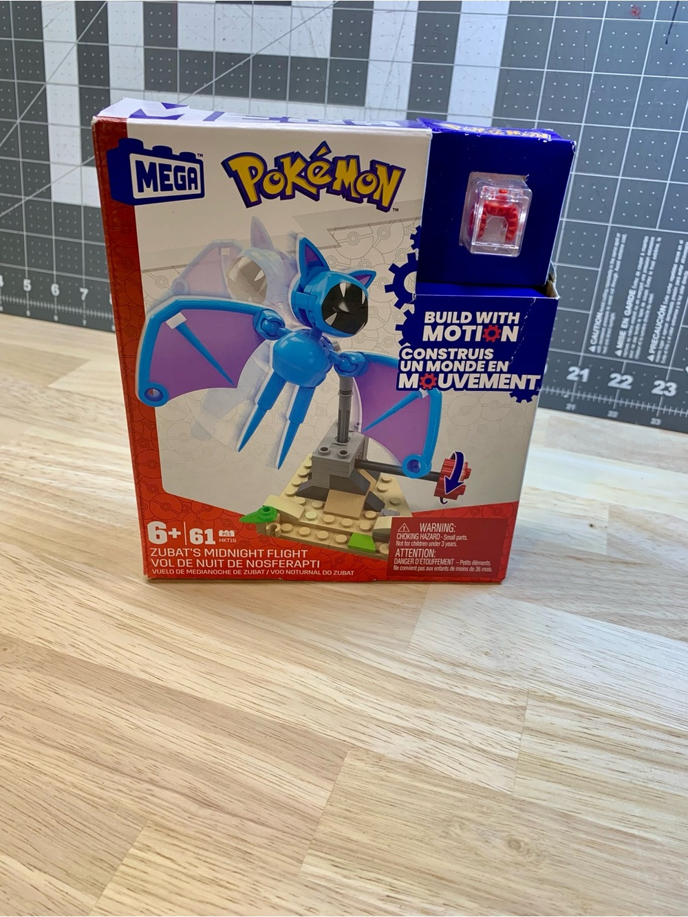 Mega - Pokémon - Build With Motion - Zubat's Midnight Flight Building Set